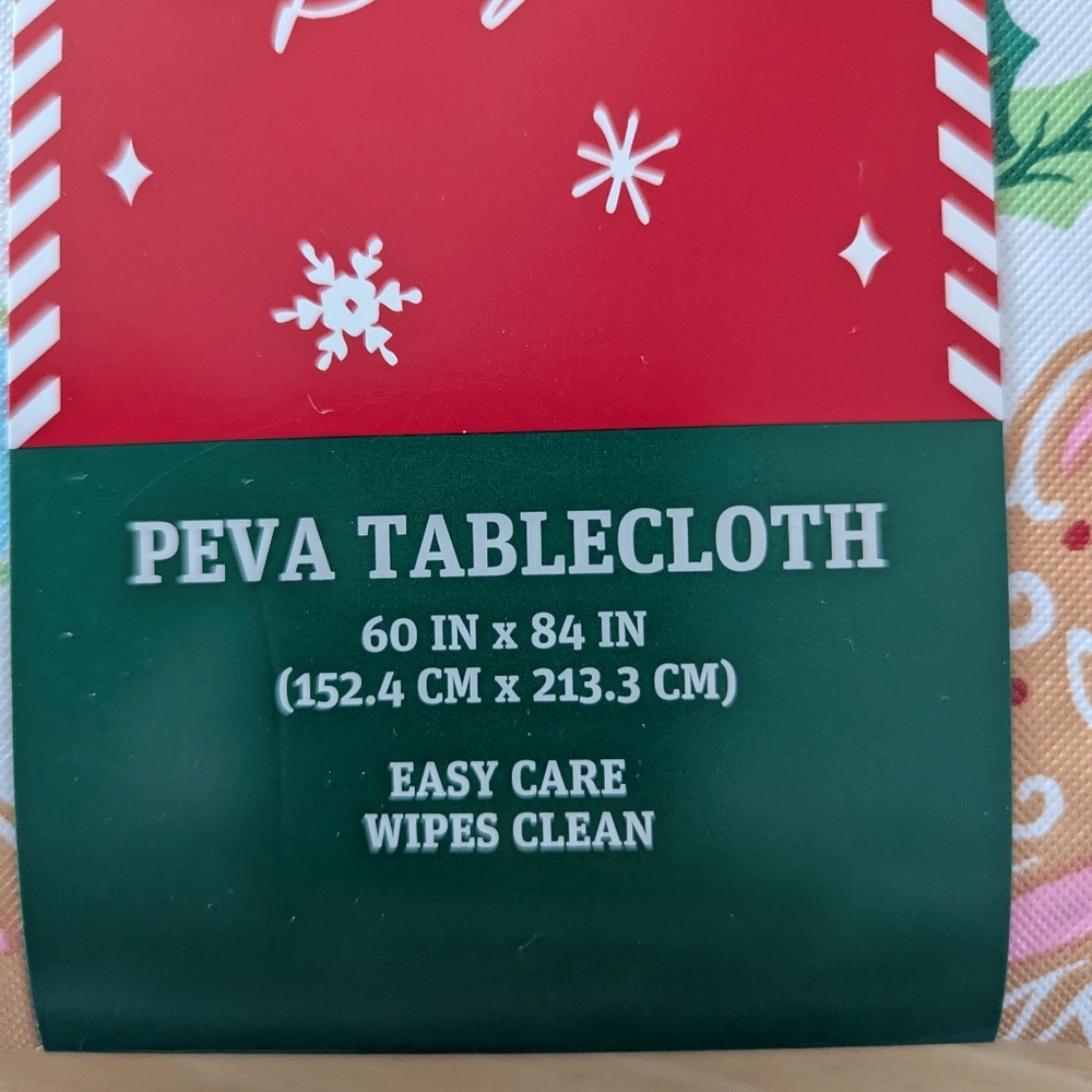 Dolly Parton Christmas Gingerbread Tablecloth and Tin Set - Picture 3 of 6